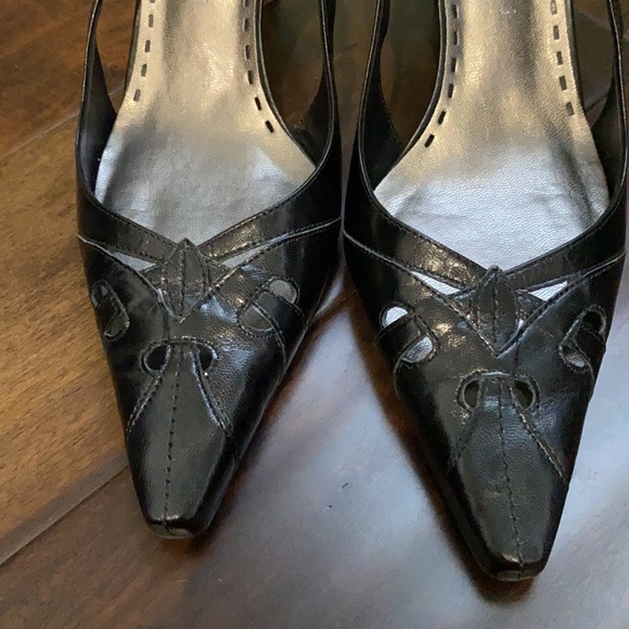 Gianni Bini Black Heels - Picture 4 of 9